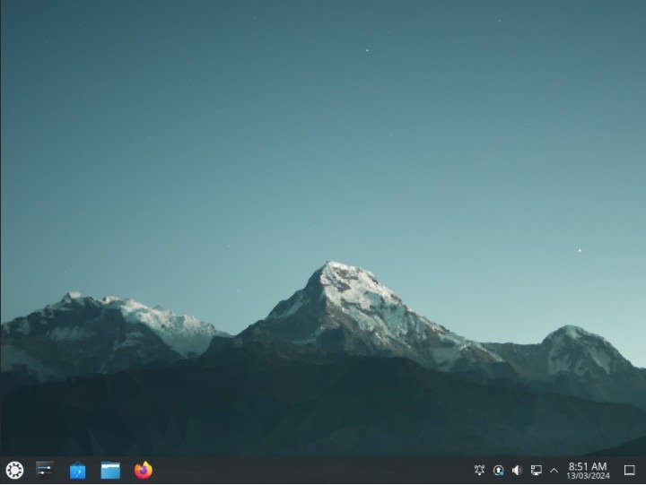 Скриншот рабочего стола Kubuntu по умолчанию.