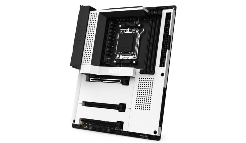 Материнская плата NZXT N7 B650E белого цвета