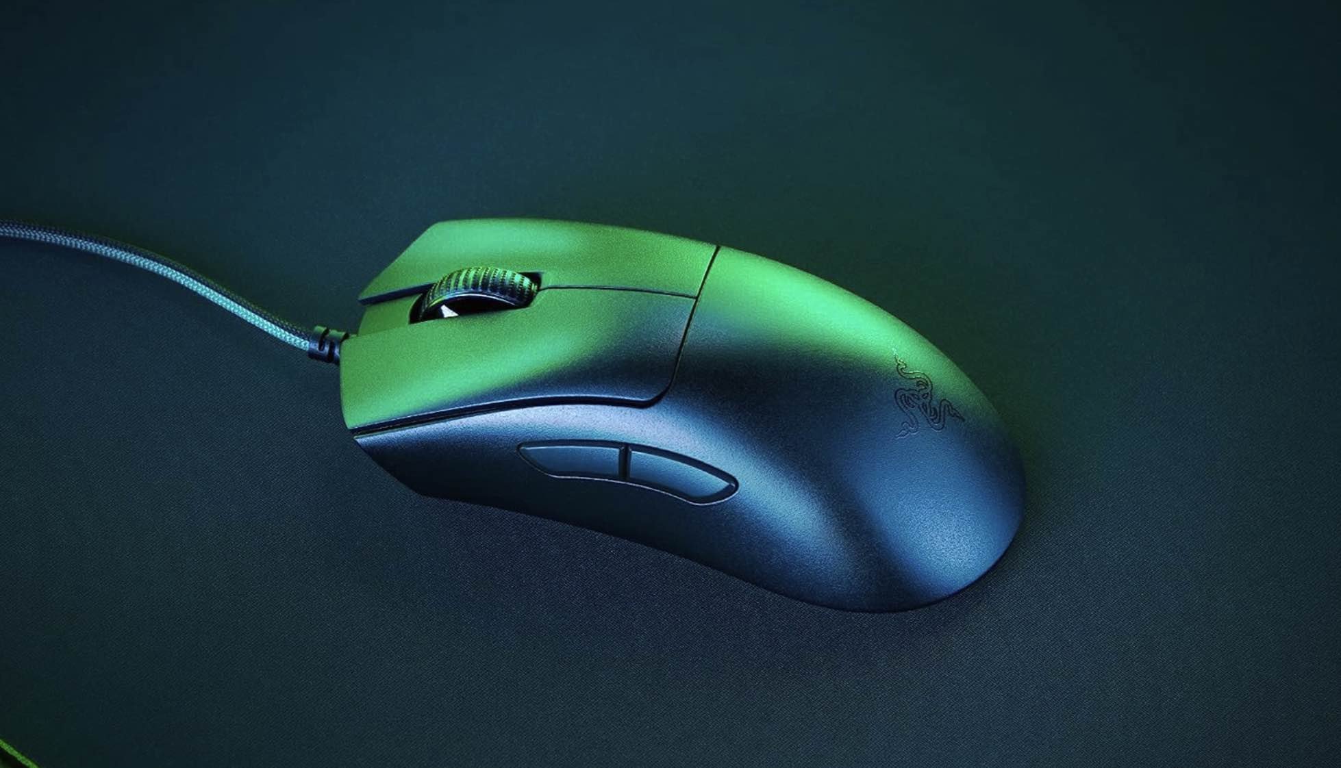 Эргономичная игровая мышь Deathadder In Dark