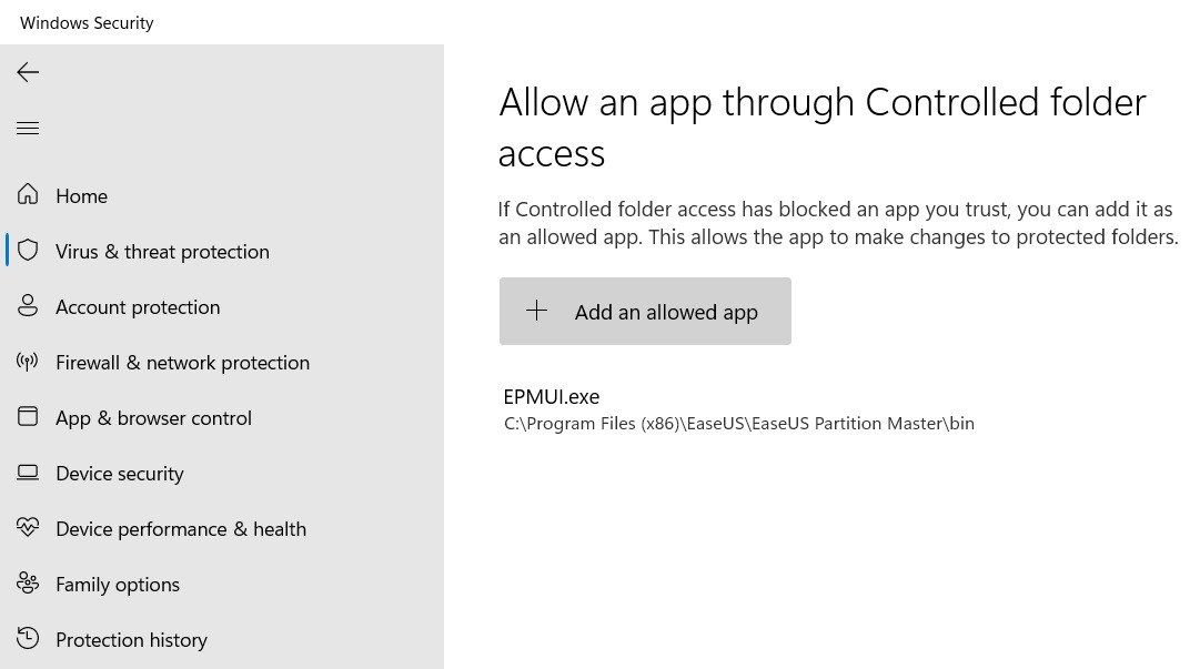 Добавьте разрешенное приложение через контролируемый доступ к папкам для EaseUS Partition Master в проводнике Windows.