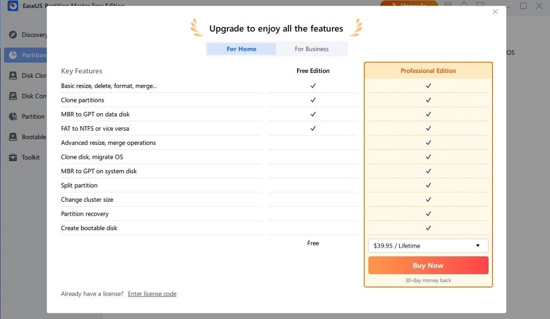 Сравнение цен и возможностей бесплатного и Po-версии EaseUS Partition Master.
