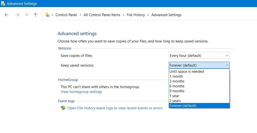 Сохраняйте сохраненные версии резервных копий истории файлов — от значения по умолчанию «Навсегда» до нескольких месяцев и лет.