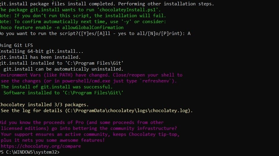 Сообщение об успешной установке Git в пакете Chocolatey отображается в окне PowerShell.