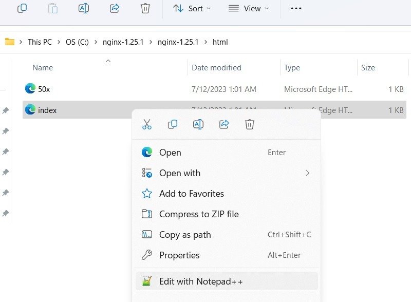 Щелкните правой кнопкой мыши, чтобы отредактировать HTML-файл индекса в папке Nginx с помощью Notepad++.