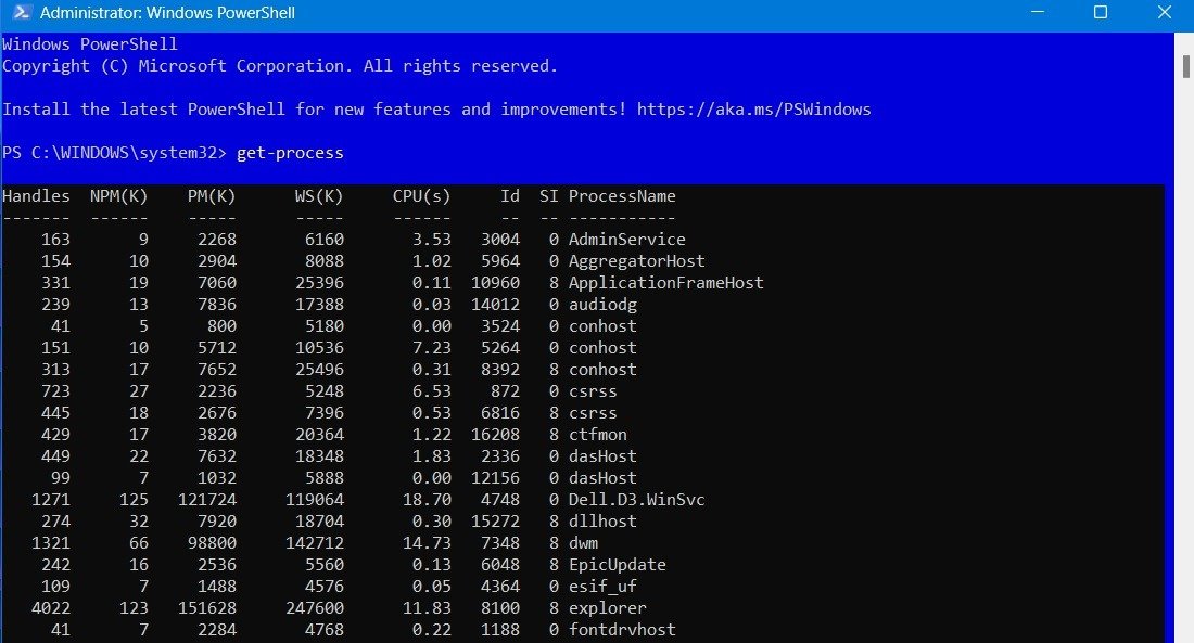 Простое окно PowerShell представляет собой режим администратора, в котором отображается команда get-process.