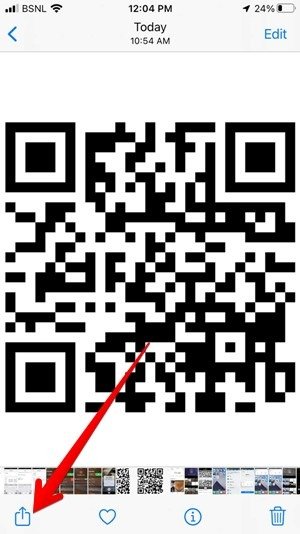 Сканировать Qr-код. Снимок экрана. Изображение Iphone. Google Lens. Поделиться.