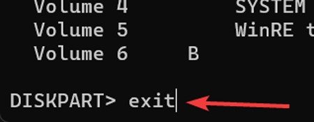 Выход из DiskPart через командную строку.