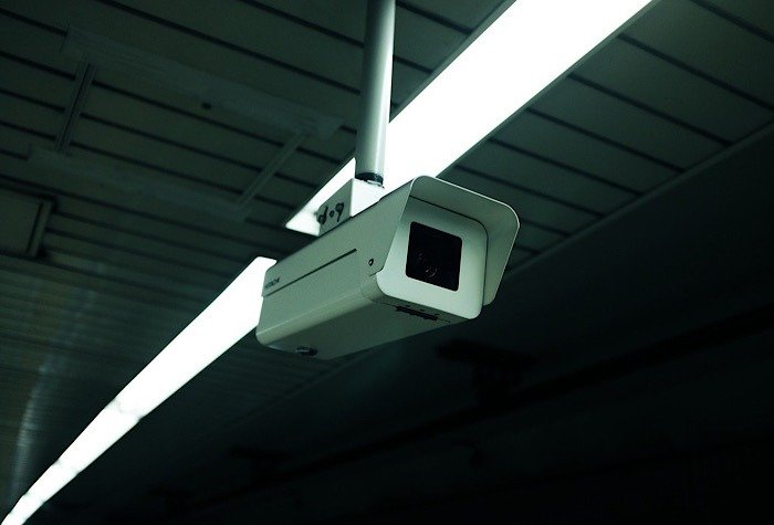 Потолочная камера охранной фирмы Verkada