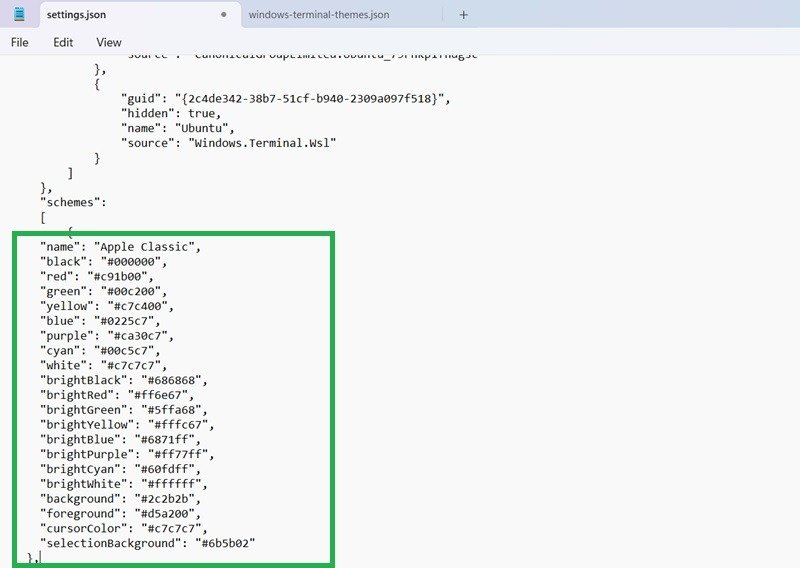 Вставка цветовой схемы «Apple Classic» в JSON-файл настроек приложения Windows Terminal.