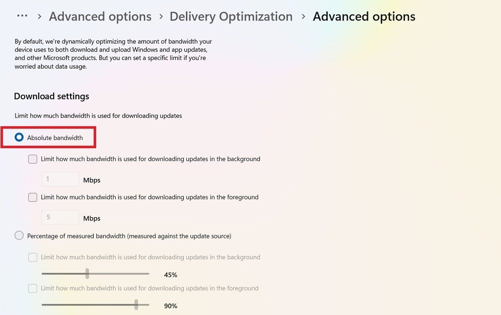 Выбор абсолютной пропускной способности в дополнительных параметрах оптимизации доставки для Windows 11.