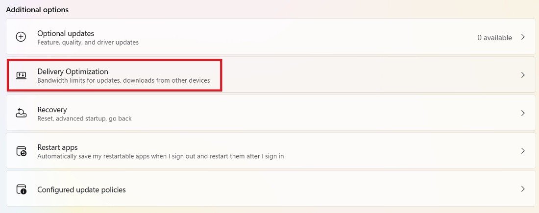 Выберите оптимизацию доставки в разделе «Дополнительные параметры» в Windows 11.