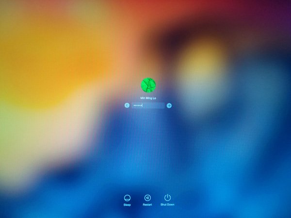 Yosemite-Mavericks-UI-Сравнение-Экран входа в систему