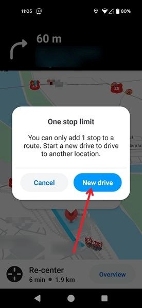 Нажмите кнопку «Новый диск» в приложении Waze, чтобы удалить остановку.