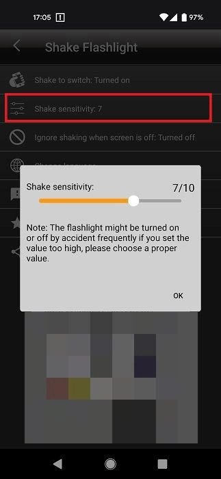 Переход к опции «Чувствительность к встряхиванию» в приложении Shake Flashlight.