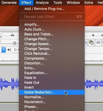 Выбор меню эффекта шумоподавления Audacity