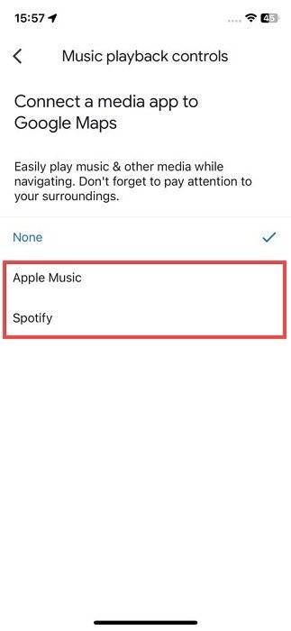 Выберите предпочитаемый музыкальный сервис в Картах Google для iOS.