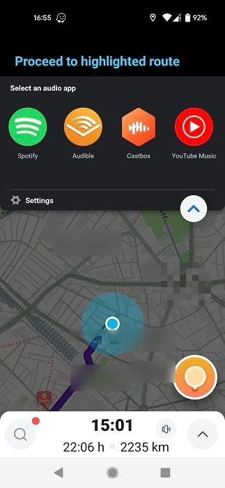 Выбор музыкального приложения в Waze.