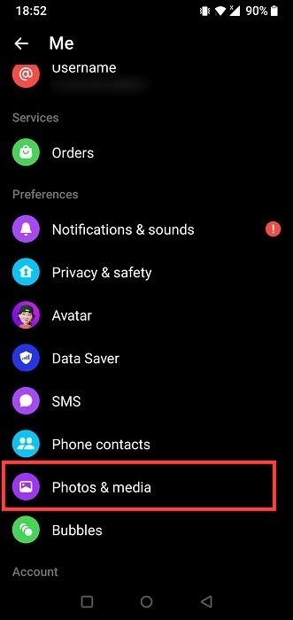Нажмите на опцию «Фото и мультимедиа» в приложении Messenger.