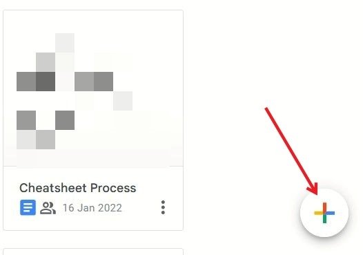 Нажмите кнопку «+» на веб-странице Документов Google.