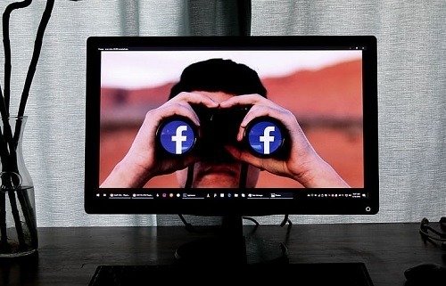 Портал Facebook становится основным конкурентом конфиденциальности