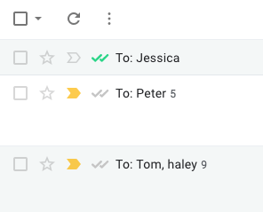 Сообщения электронной почты, которые были открыты и отмечены двумя зелеными галочками.