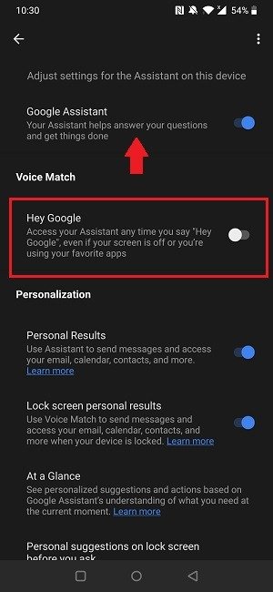 Как Google Assistant читает, включает, выключает