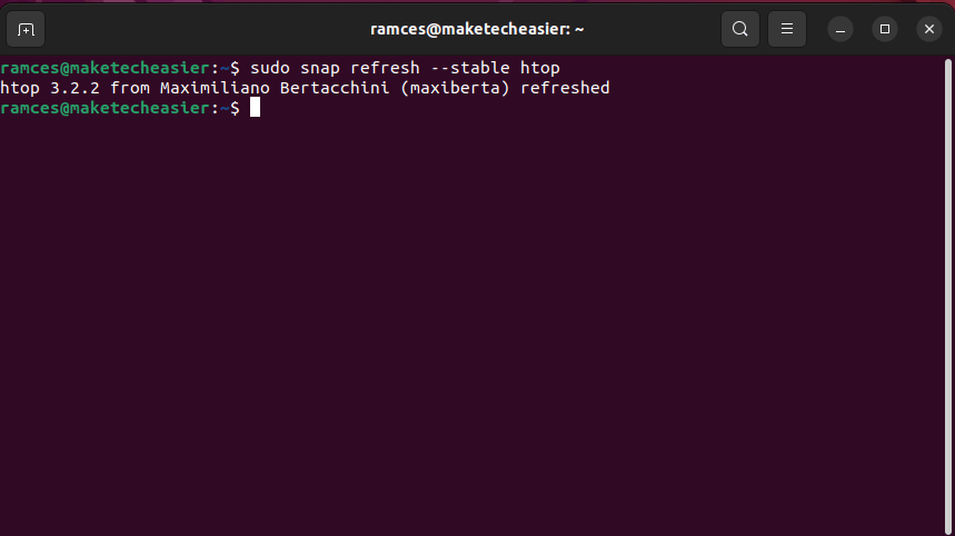 Окно терминала, показывающее обновление пакета htop до стабильной версии.