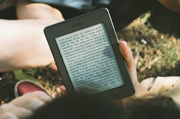 Kindle против Kobo, какой Kindle лучше