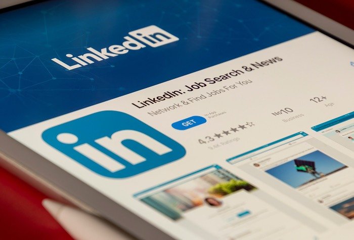 Приложение Linkedin для поддельных аккаунтов