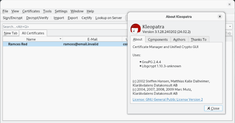 Снимок экрана, показывающий запуск GNU Kleopatra с ключом GPG.