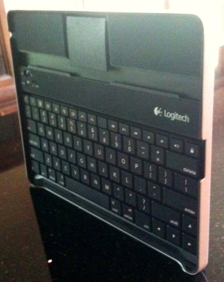 чехол для клавиатуры logitech1