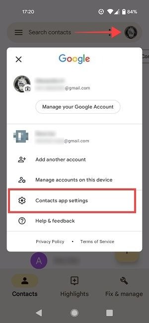 Выбор «Настройки приложения Контакты» в приложении Google Контакты.