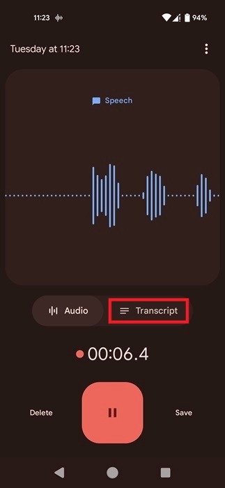 Переключение на вкладку «Транскрипт» в приложении Google Recorder.