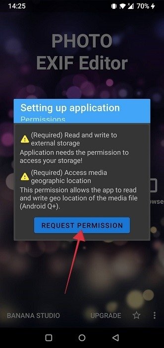 Нажатие кнопки «Запросить разрешение» в приложении Photo Exif Editor.