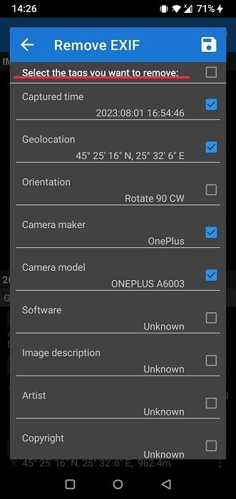 Выбор тегов для удаления в приложении Photo EXIF ​​Editor.