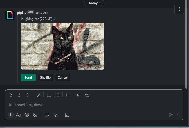 Команды Slack, которые изменят ваш день Giphy