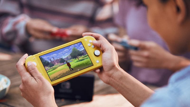 Лучшие подарки геймерам Nintendo Switch Lite