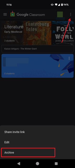 Выбор опции «Архив» для класса в приложении Google Classroom на Android.