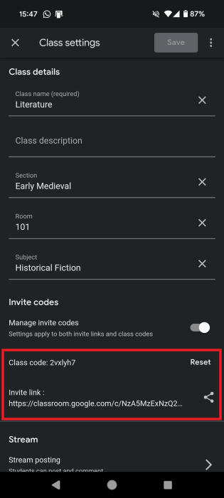 Просмотр кода класса и ссылки для приглашения в приложении Google Classroom для Android.