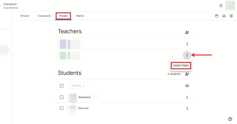 Нажав кнопку «Покинуть класс» на вкладке «Люди» в Google Classroom на ПК.