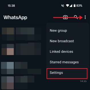 Выбор опции «Настройки» в WhatsApp.