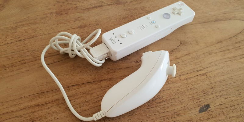 Контроллер Nunchuck, в который стоит поиграть на Wii 2024