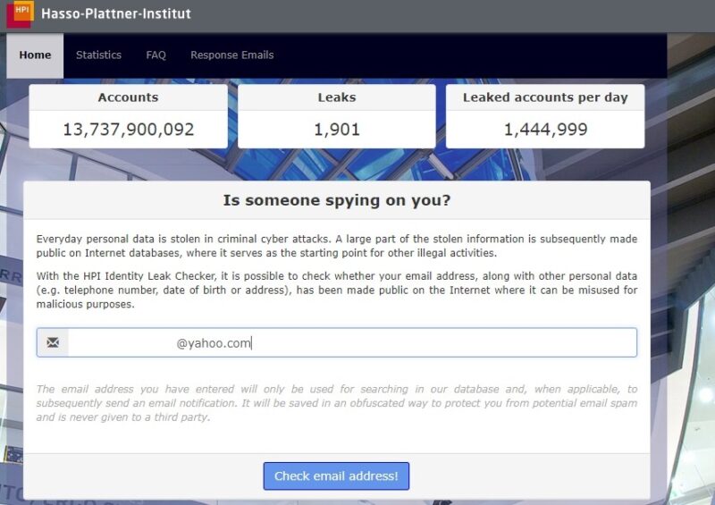 Проверяю электронную почту на предмет утечки данных в Институте Хассо-Платтнера.